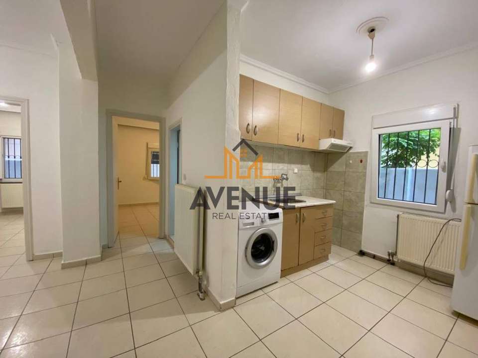 Image 0 of 25