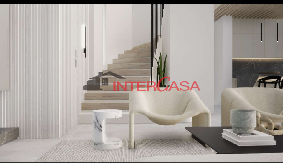Image 2 of 17