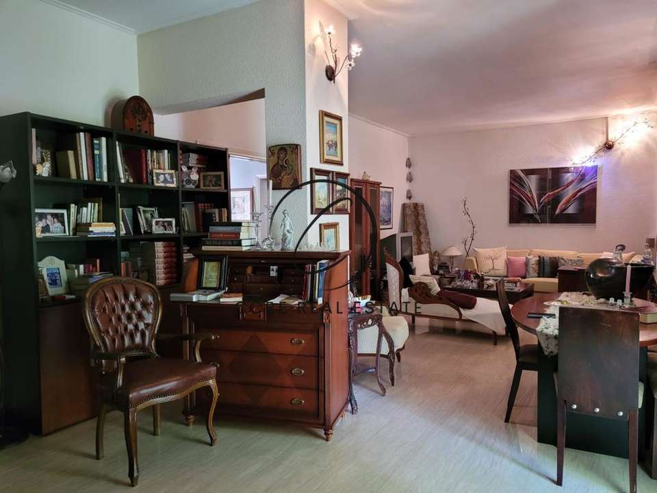 Image 1 of 23