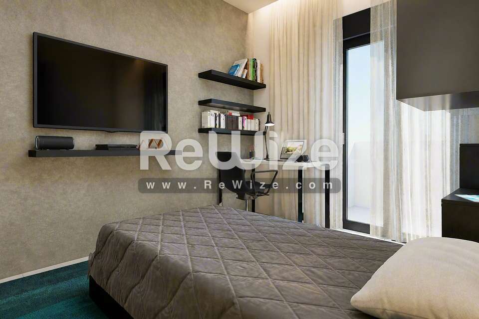 Image 2 of 20