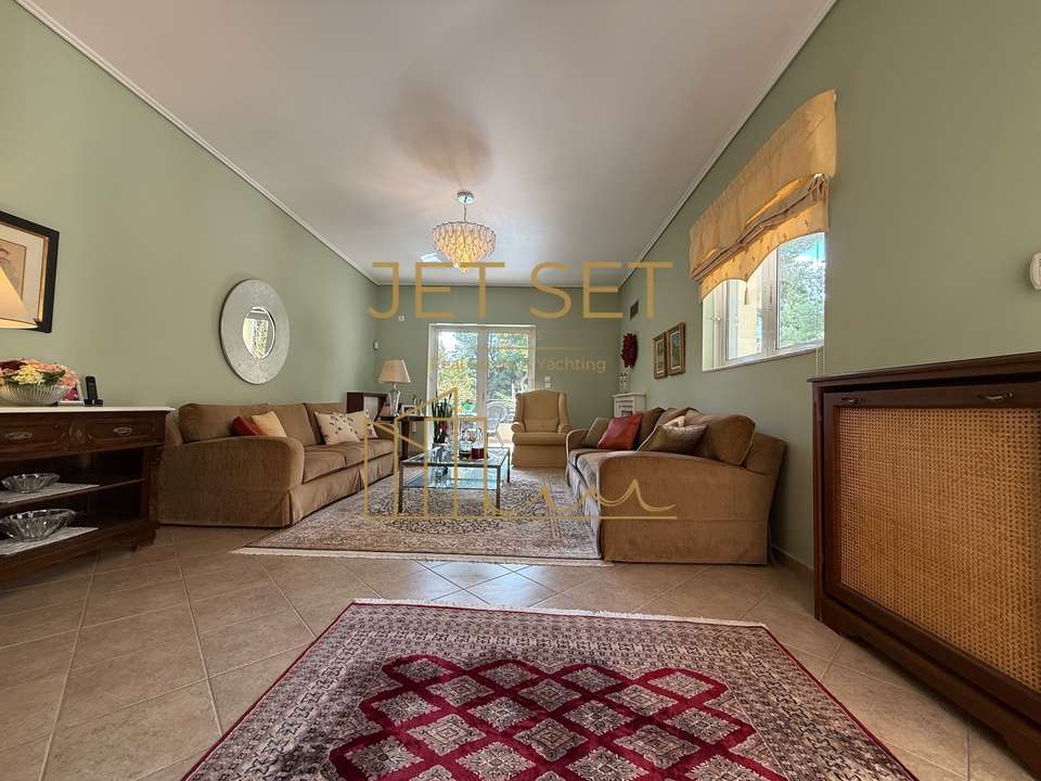 Image 1 of 20