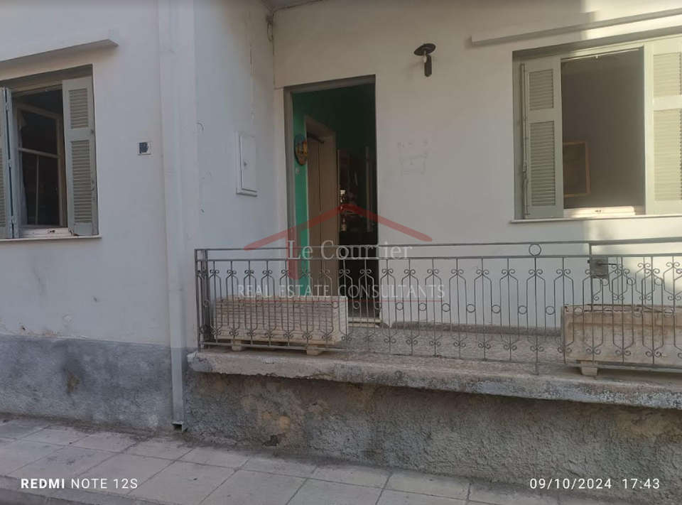 Image 0 of 2