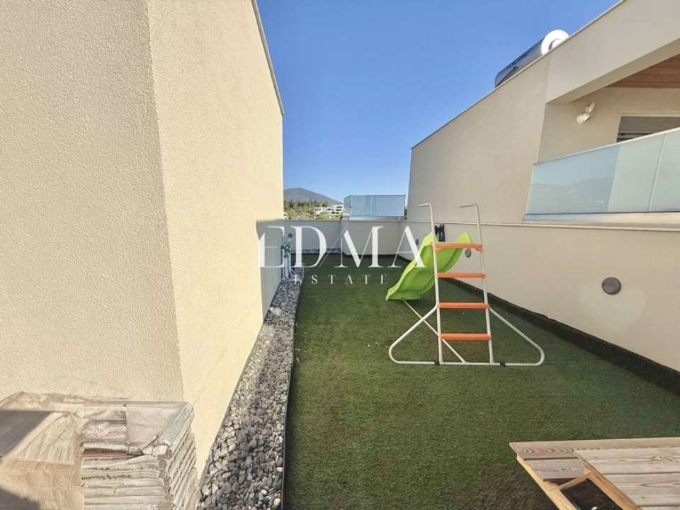 Image 1 of 17