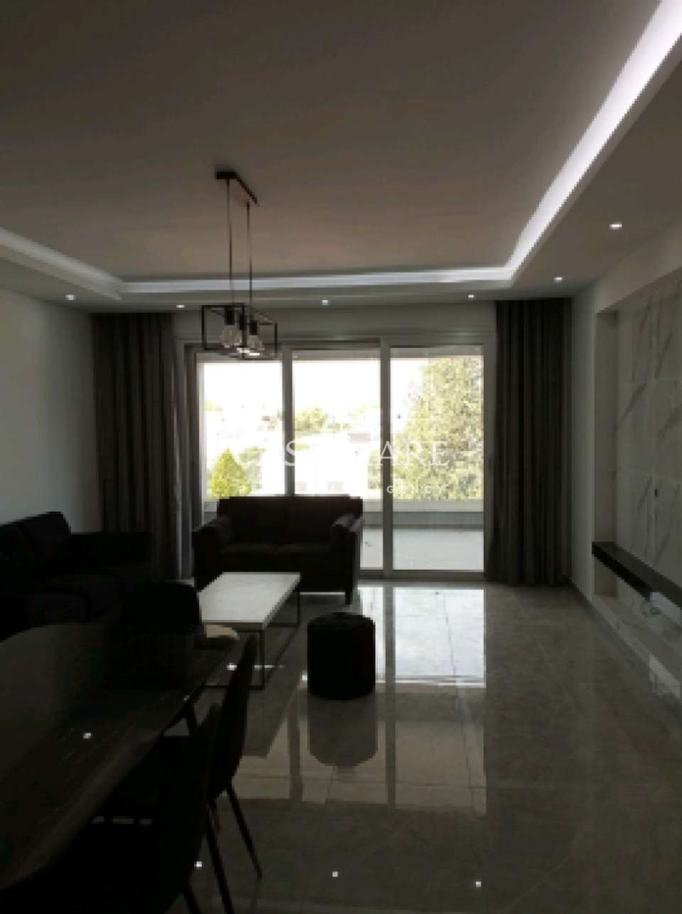 Image 2 of 10