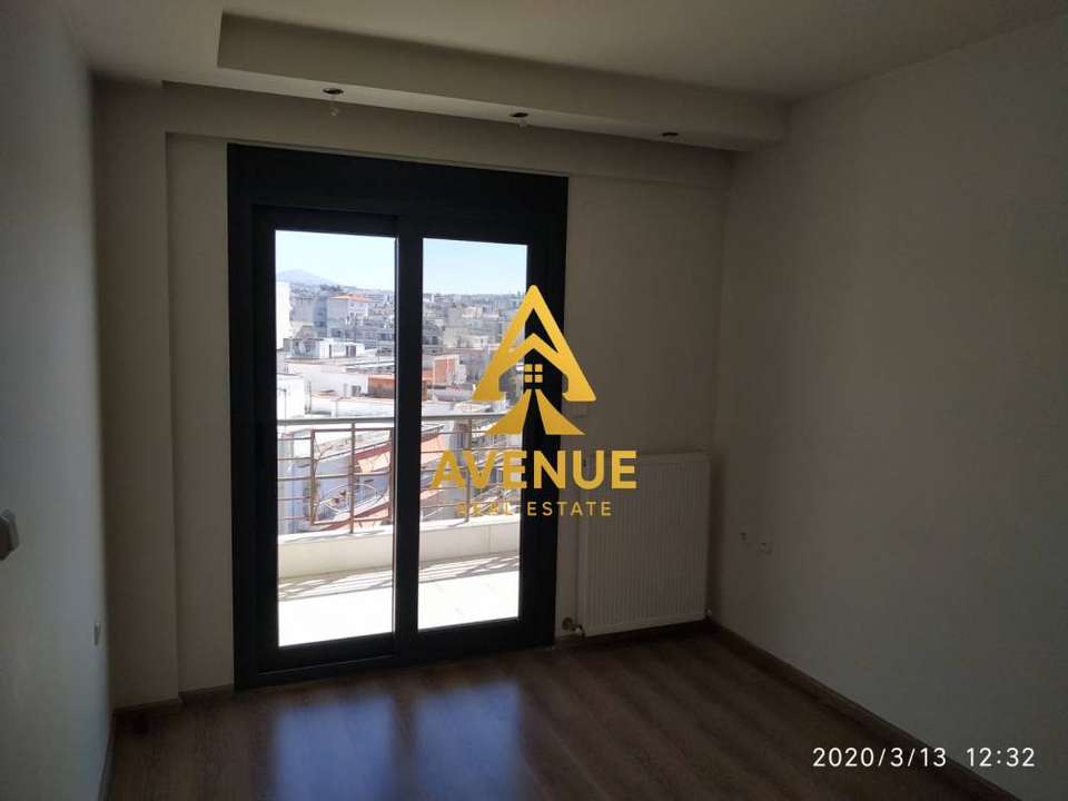 Image 15 of 25