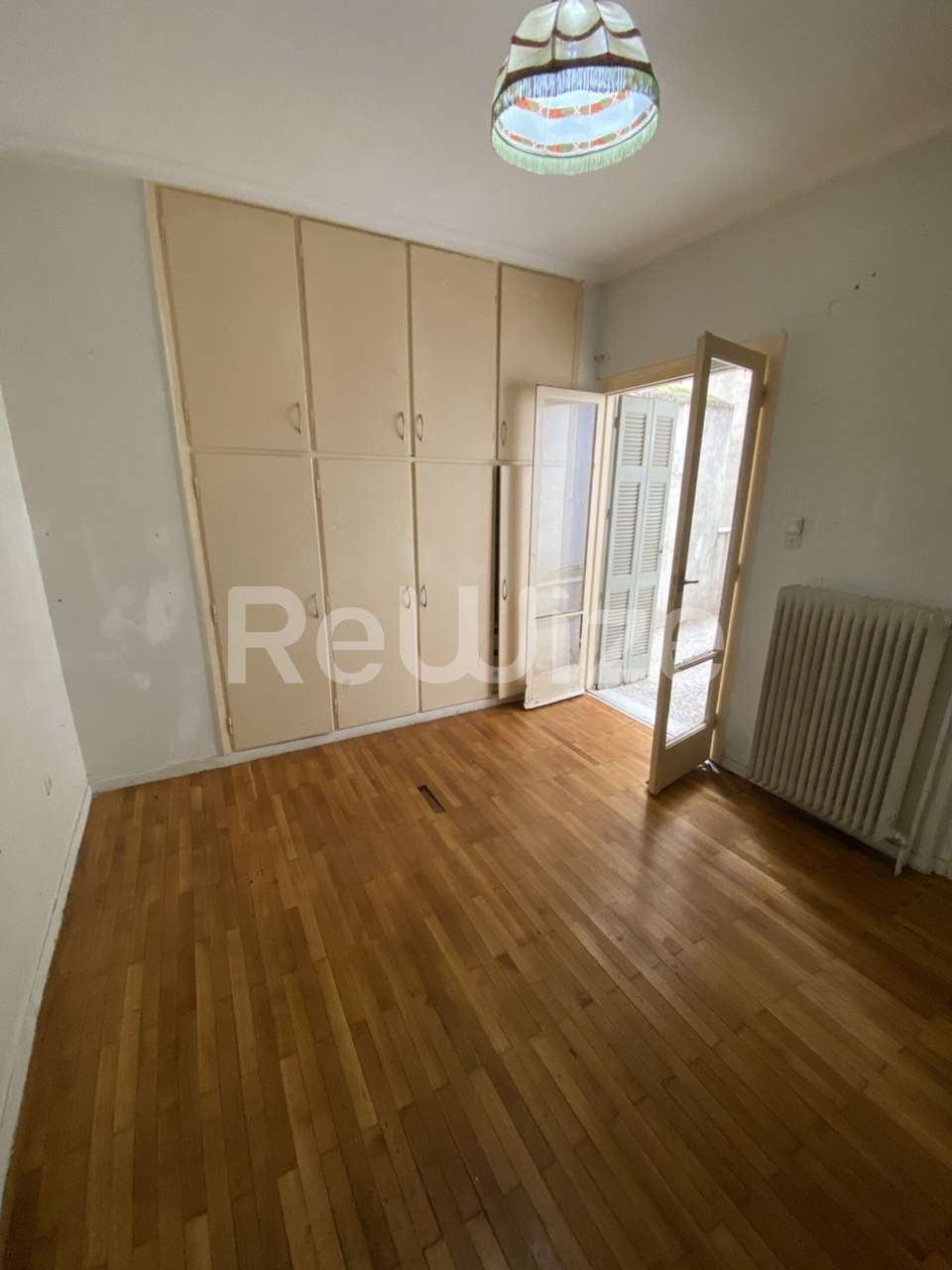 Image 1 of 20