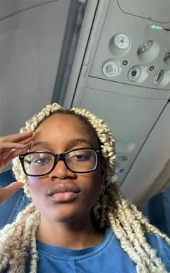 Zoe Akinbodunse