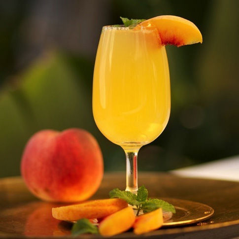 Bellini drink recipe