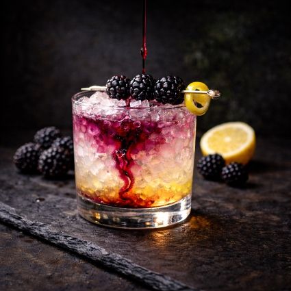 Blackberry Bramble drink recipe