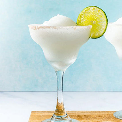 Classic margarita cocktail recipe