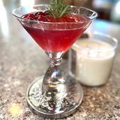 Christmas Martini Cocktail Recipe - Ingredients & How to Mix | Home Bar Menu