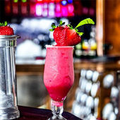 Strawberry Daiquiri Recipe: Easy 4-Ingredient Rum Daiquiri