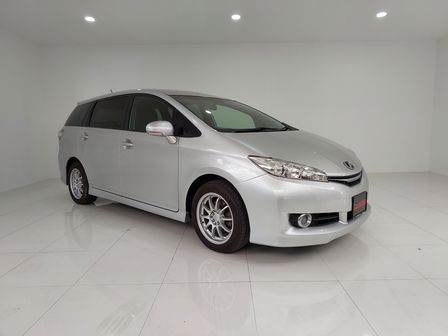 2012 Toyota Wish X 1.8 Automatic Image 2