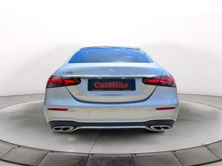 2022 Mercedes-Benz E300 2.0 Automatic Image 5