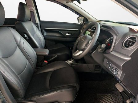 2019 Perodua Aruz AV 1.5 Automatic Image 8