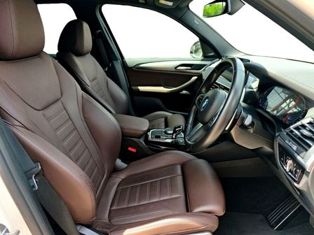 2022 BMW X3 xDrive30e 2.0 Automatic Image 8