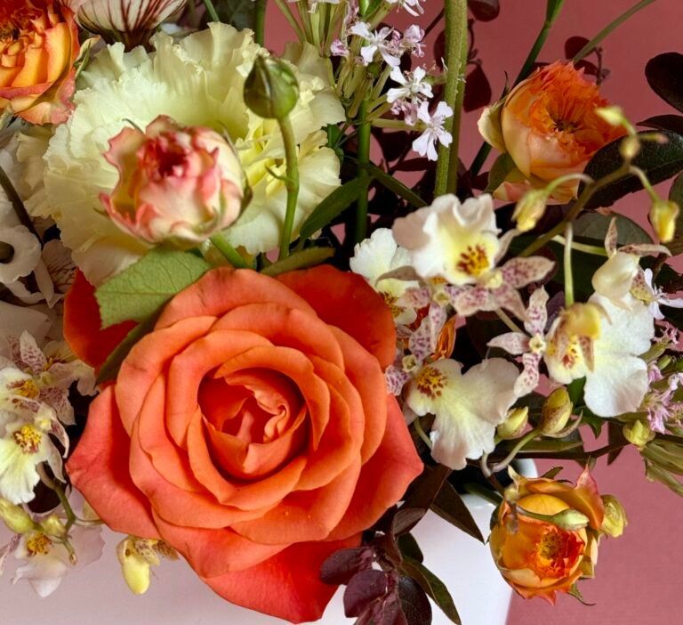 長型直升桌花插花心得｜從卡關到進入心流的一堂課程紀錄 💐（插花課日誌 #4）