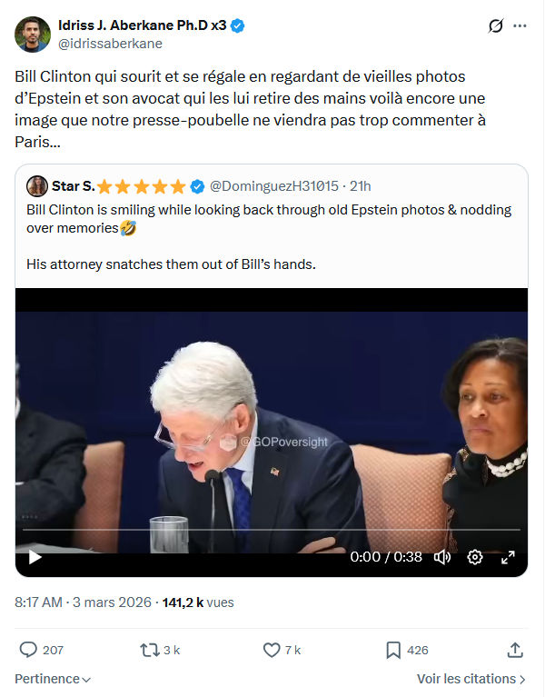 Idriss J. Aberkane: Bill Clinton qui sourit et se régale en regardant...