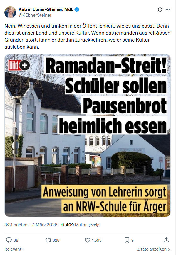 Katrin Ebner-Steiner: Nein. Wir essen und trinken in der Öffentlichkeit...