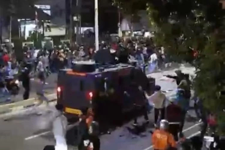 Kronologi Lengkap: Detik-Detik Affan Tewas