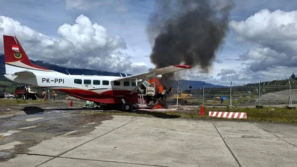 Penyebab Pesawat Caravan Tabrak Pos Jaga-Terbakar di Bandara Ilaga