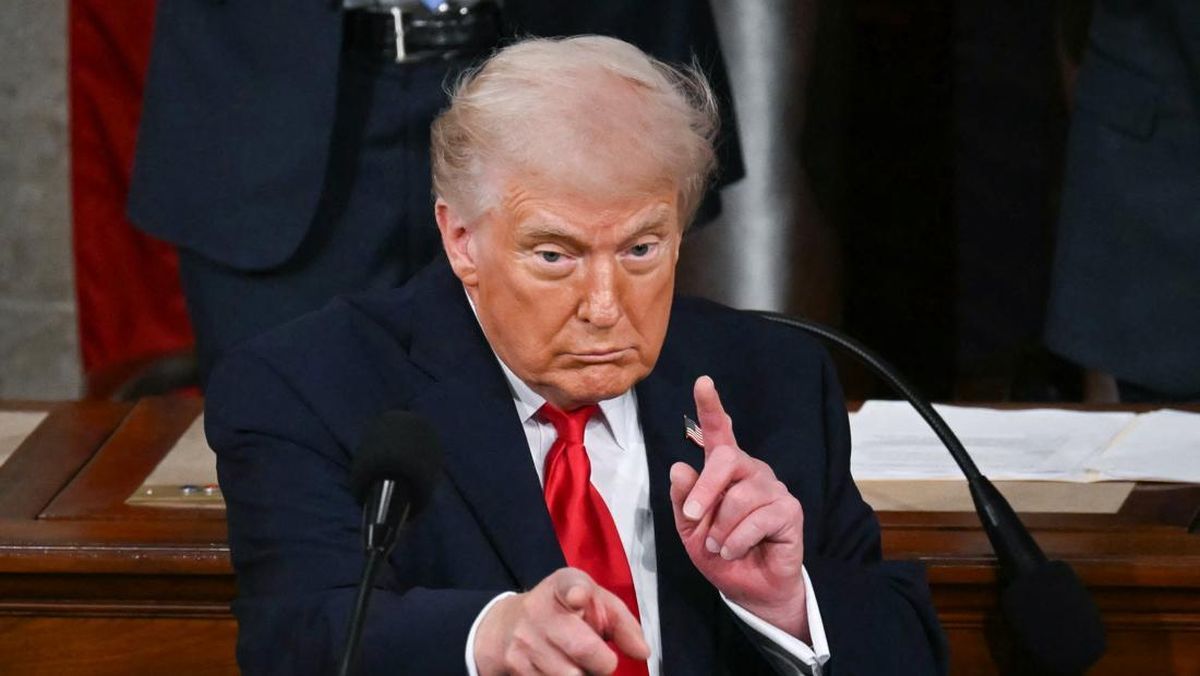 Trump Taktik Genius atau Bingung? Timeline Mencla-mencle
