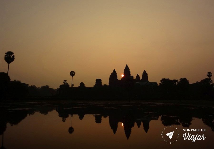 Angkor Wat - Nascer do sol em Angkor Wat no Camboja