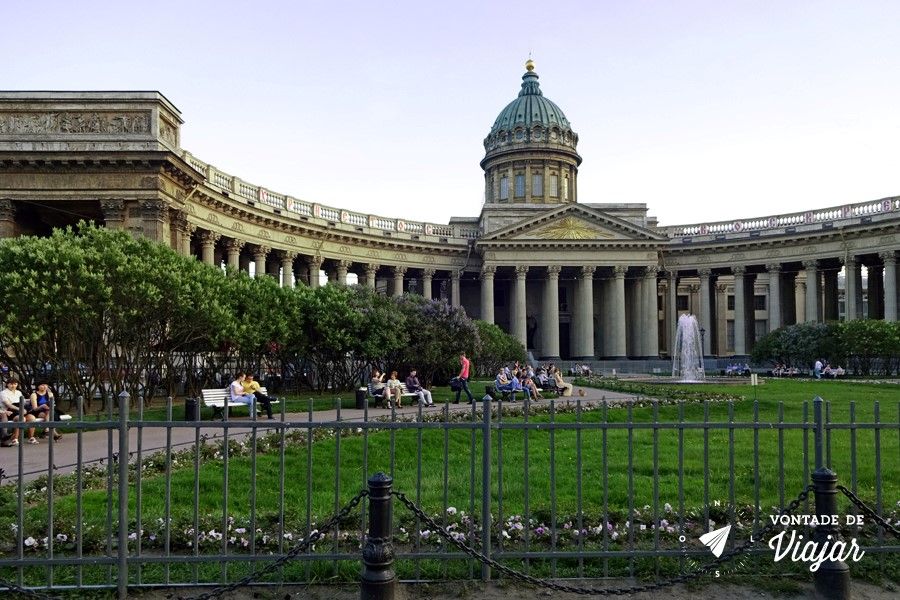 Sao Petersburgo - Catedral de Kazan na Nevski Prospekt - dicas de viagem no blog Vontade de Viajar