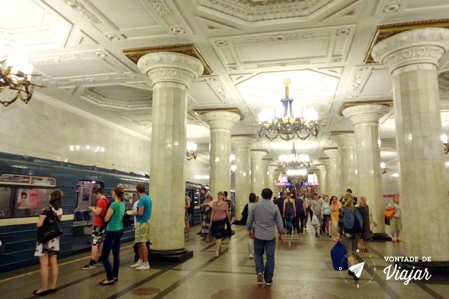 Sao Petersburgo - Estacao de metro - dicas de viagem no blog Vontade de Viajar