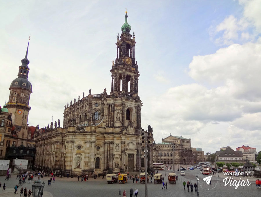 O que fazer em Dresden - Hofkirche igreja catolica na Alemanha