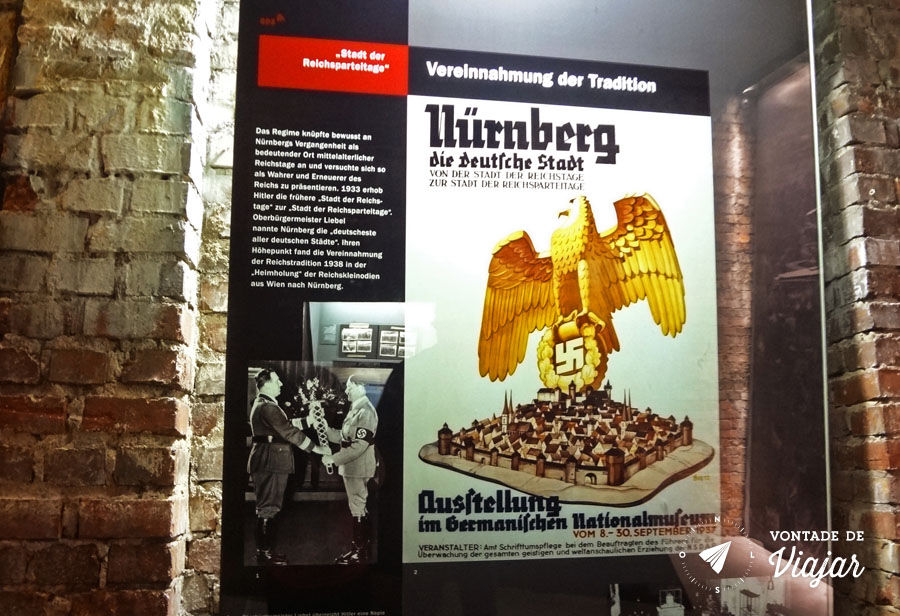Centro de Documentacao de Nuremberg - Cartaz da cidade mais alema de todas