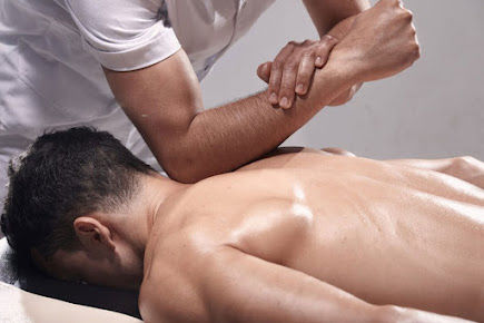  massage,therapy,relaxation,wellness,spa 