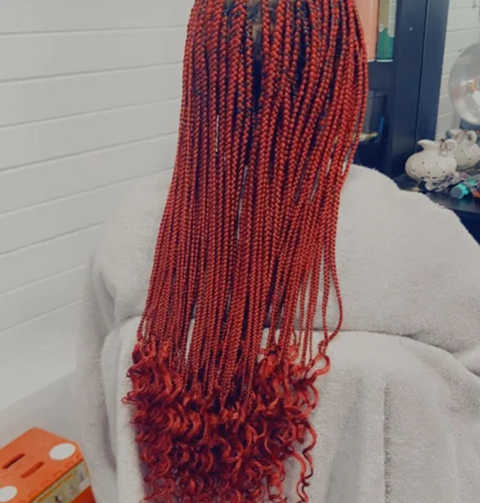 Tina African hair braiding hero image