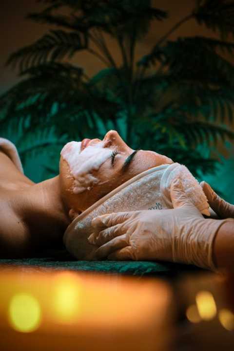 RITUAL TREATMENTS (Dermaplaning and Mask)