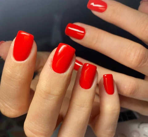 Manicures service