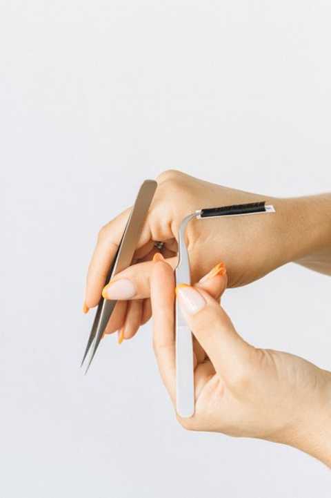 Dark Brown Lashes service