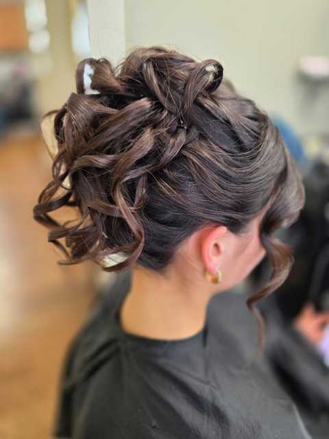 Hair by Stephanie Lee gallery image