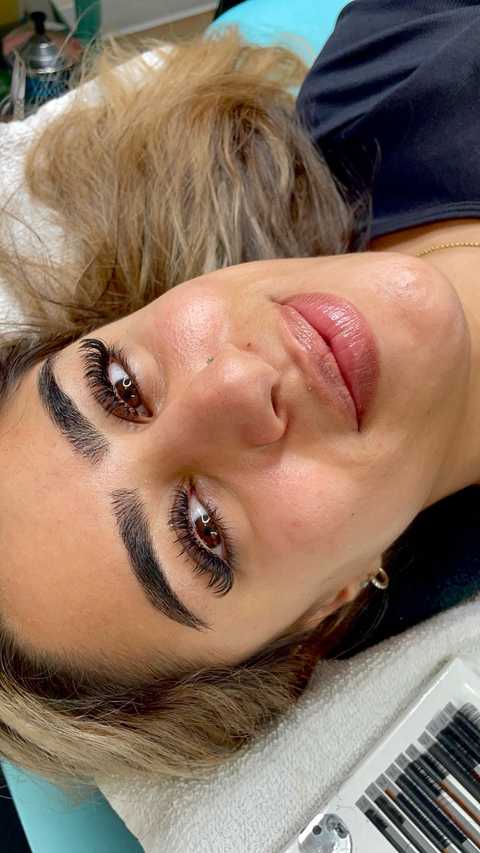 Hybrid Lash Fill (Existing Guests Only)