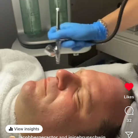 Gentlemen’s Facial