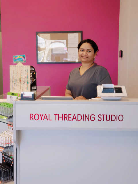 About Royal Threading Studio