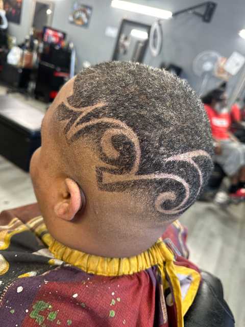 Female Cut with Design