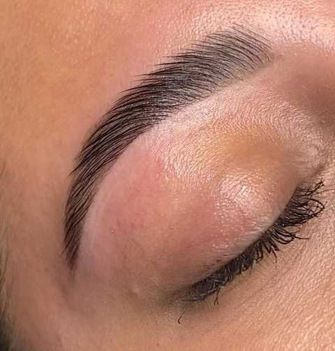 Brow Shaping service