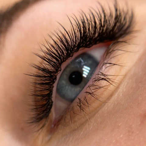 Lash Extensions service