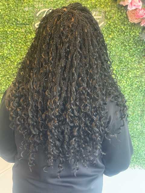 About Bijuu House of Stylists