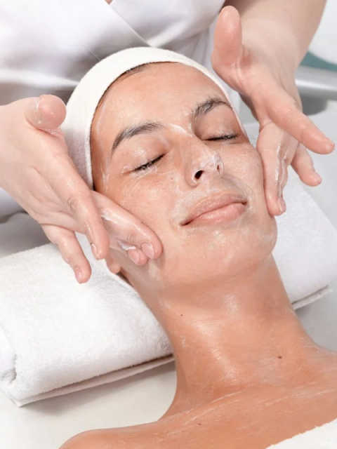 Facials service