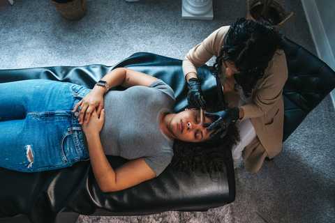 Dermaplaning Facial