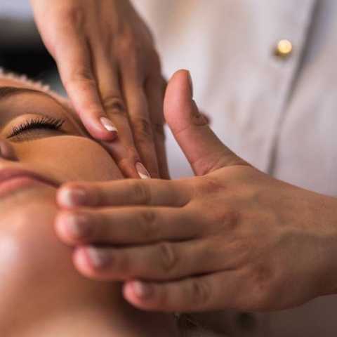 Sculpt with Lymphatic Therapy service