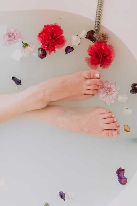 Deluxe Pedicure service image