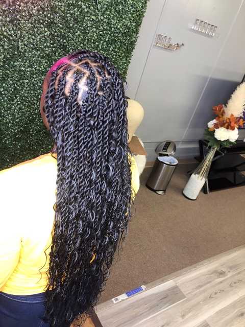 Medium knotless boho twist with human hair