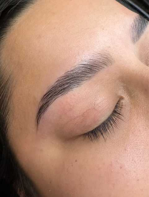 Lash Lift & Brow Lamination Services service